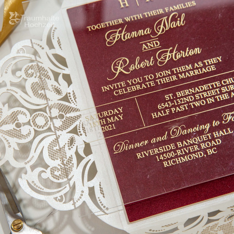elegante Goldene Acrylkarte mit Ivory Lasercut Pocket Hochzeitseinladungen KAC001