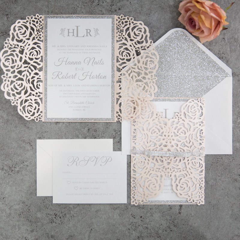 Blush & Silber Romantische Rosa Lasercut Einladungen KPL344