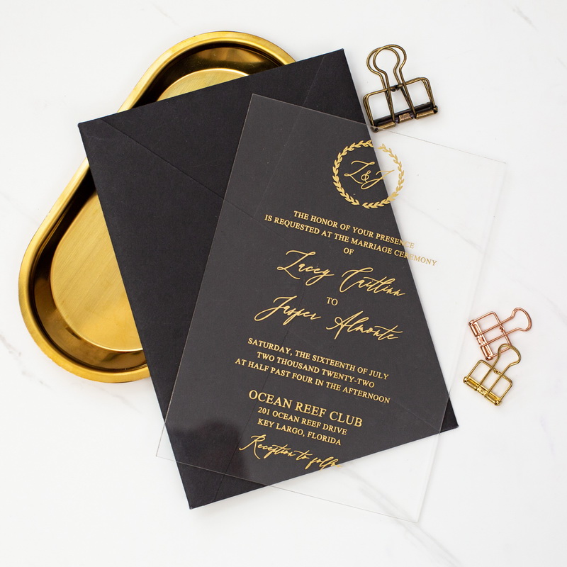 Elegante Goldene Monogramm Acryl Hochzeitseinladungen TAC016
