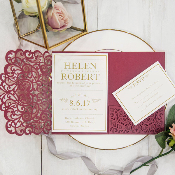 moderne rote Herz lasercut Tri-Fold Hochzeitskarte TPI017